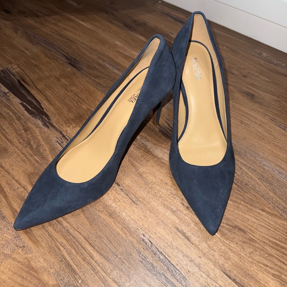 Michael Kors Women's Navy Suede Pointed-Toe Pumps 7.5